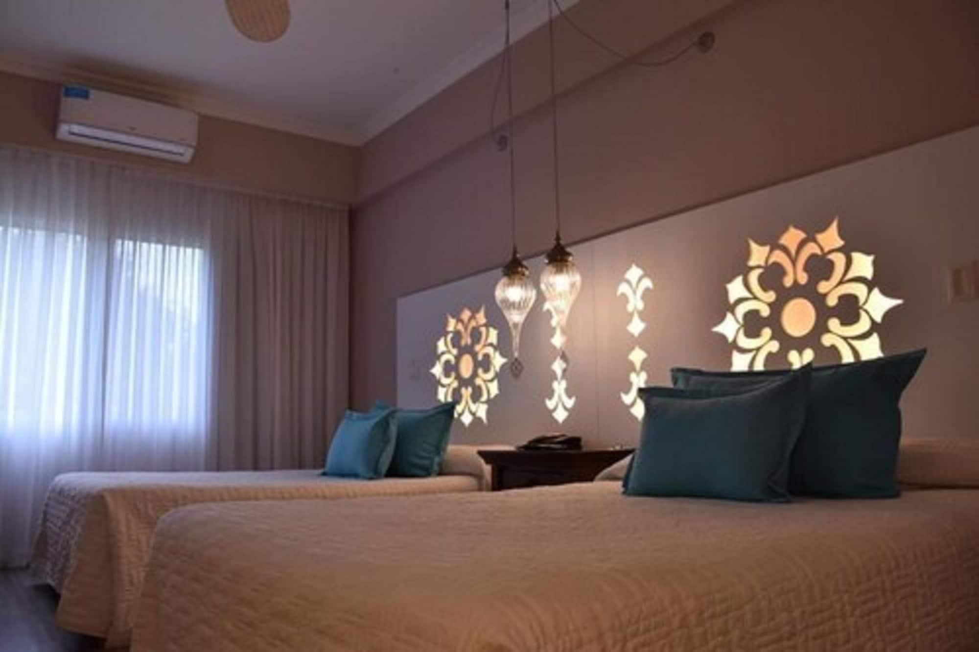 Howard Johnson By Wyndham Resort Pilar Pilar  Exterior foto