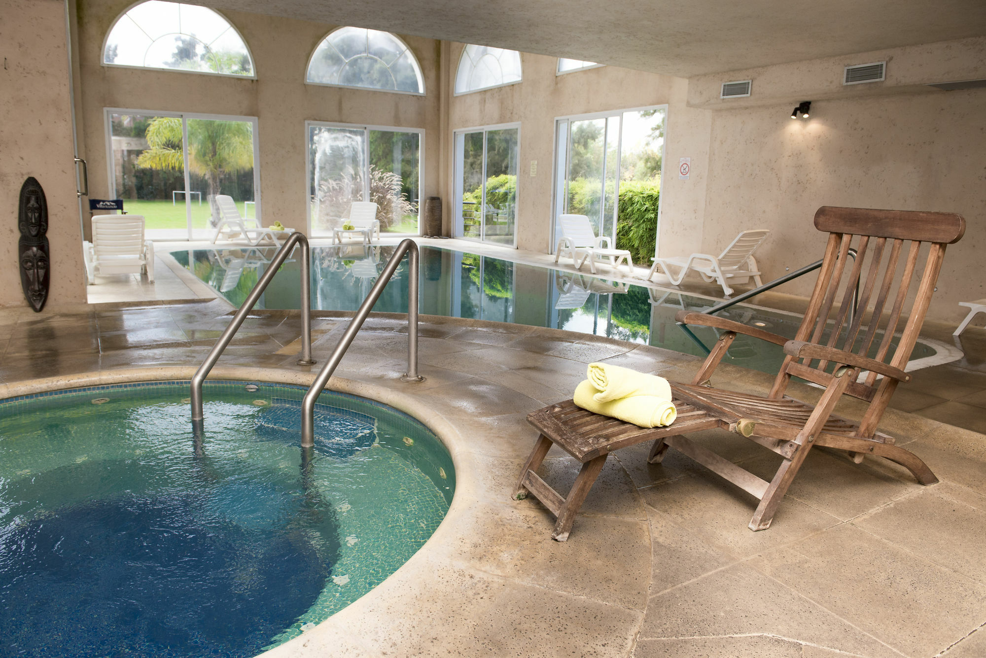 Howard Johnson By Wyndham Resort Pilar Pilar  Exterior foto
